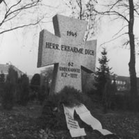 Grabstein auf dem Schneverdinger Friedhof